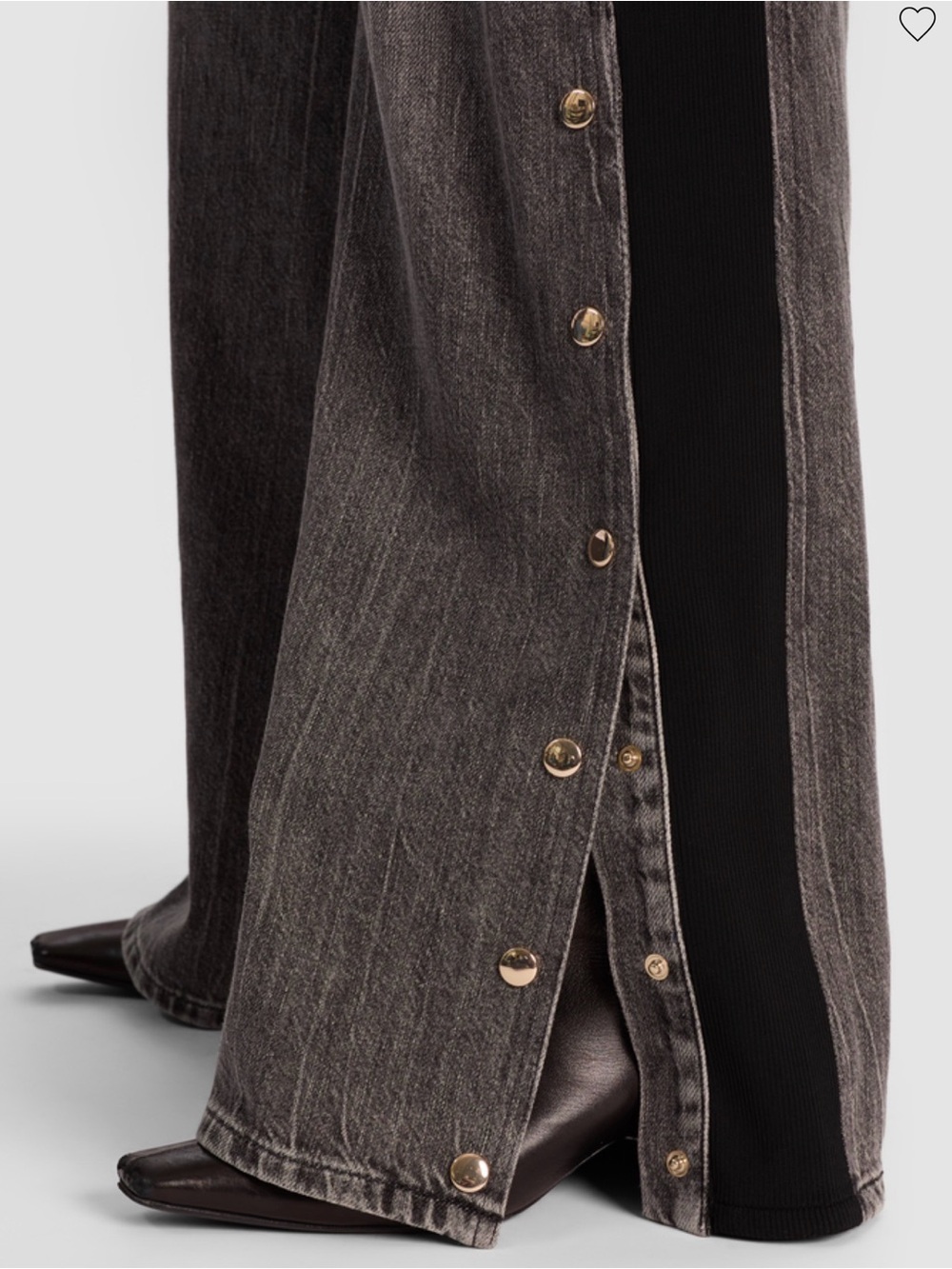 Alice and olivia Wide-Leg Snap-Trim Jeans in Washed Black - Picture 3 of 3
